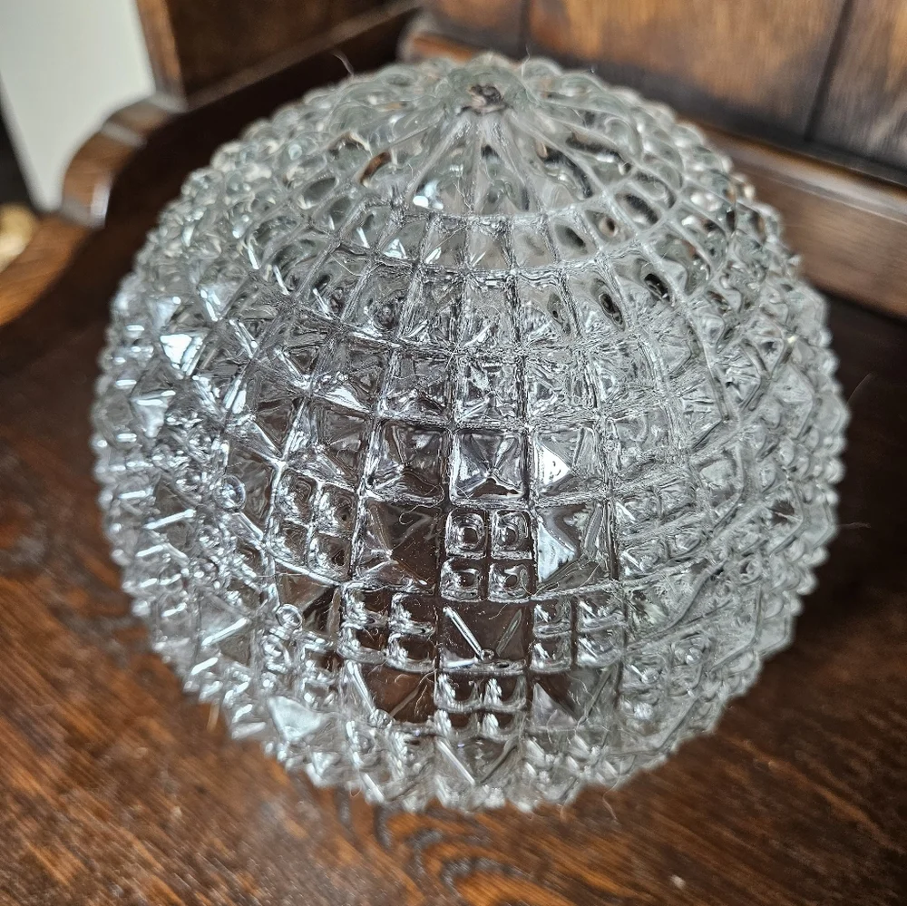 Vintage Elegant Glass Sphere Replacement Globe Fitted.
